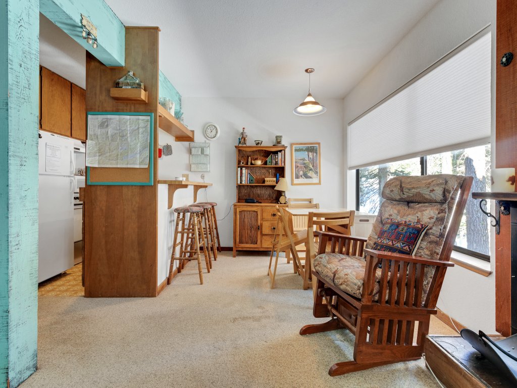 Year Round Condo- Sleeps 5! - Tamarack #17 Vacation Rental in Bear Valley - RedAwning