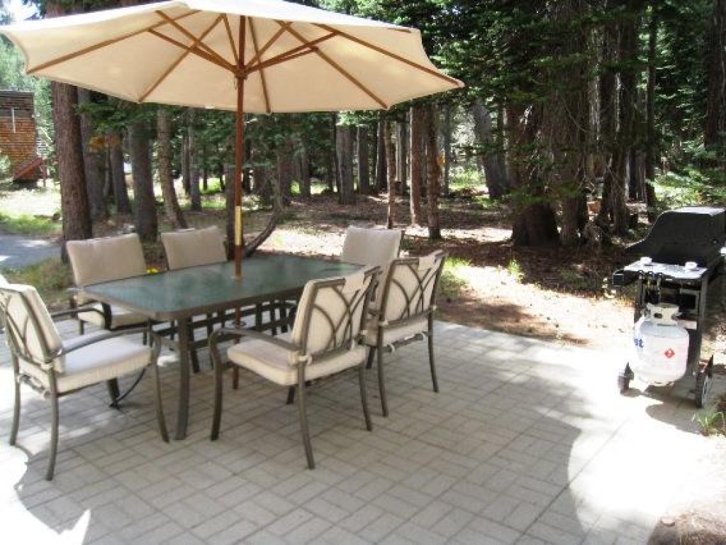 Great Location Corner Condo  ~ Tamarack #10 Vacation Rental in Bear Valley - RedAwning