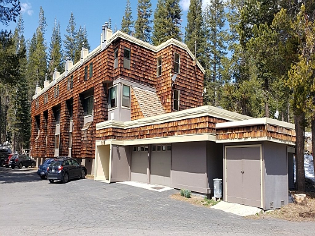 Great Location Corner Condo  ~ Tamarack #10 Vacation Rental in Bear Valley - RedAwning