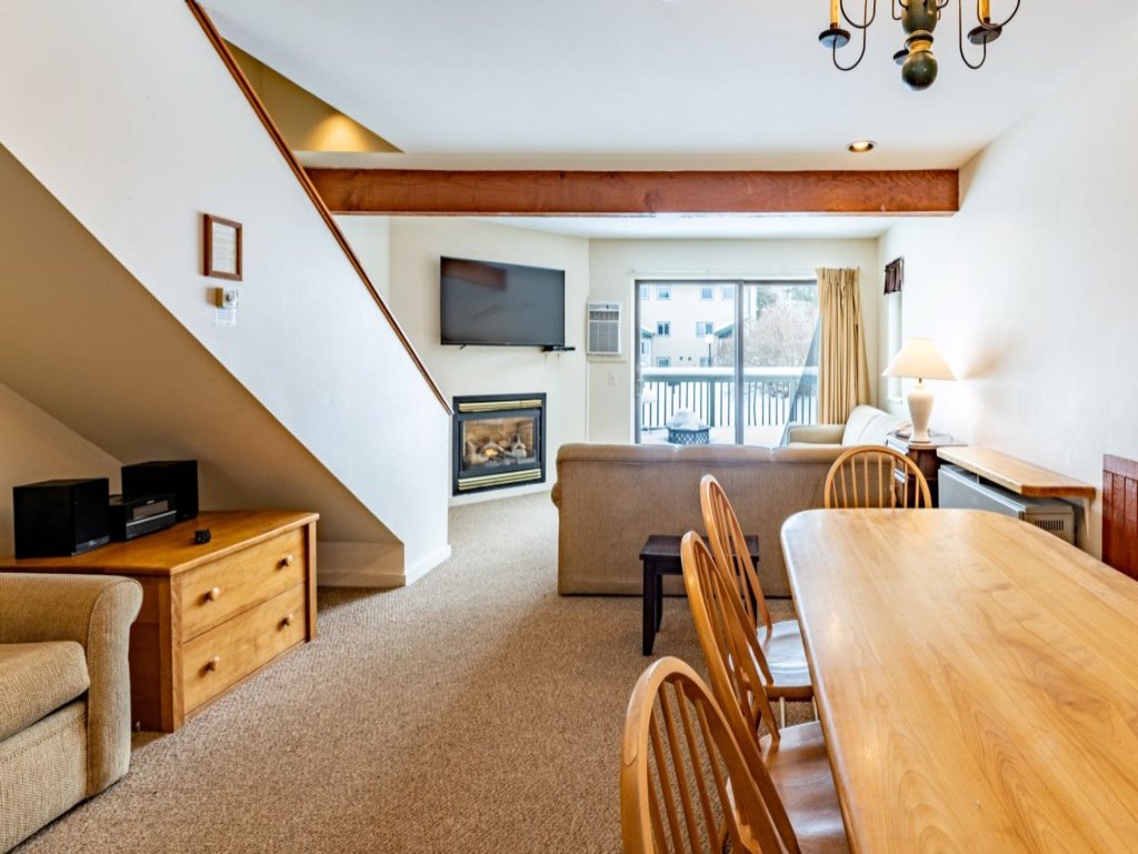 4BR Private Townhouse at Smugglers' Notch Resort Vacation Rental in Vermont - RedAwning