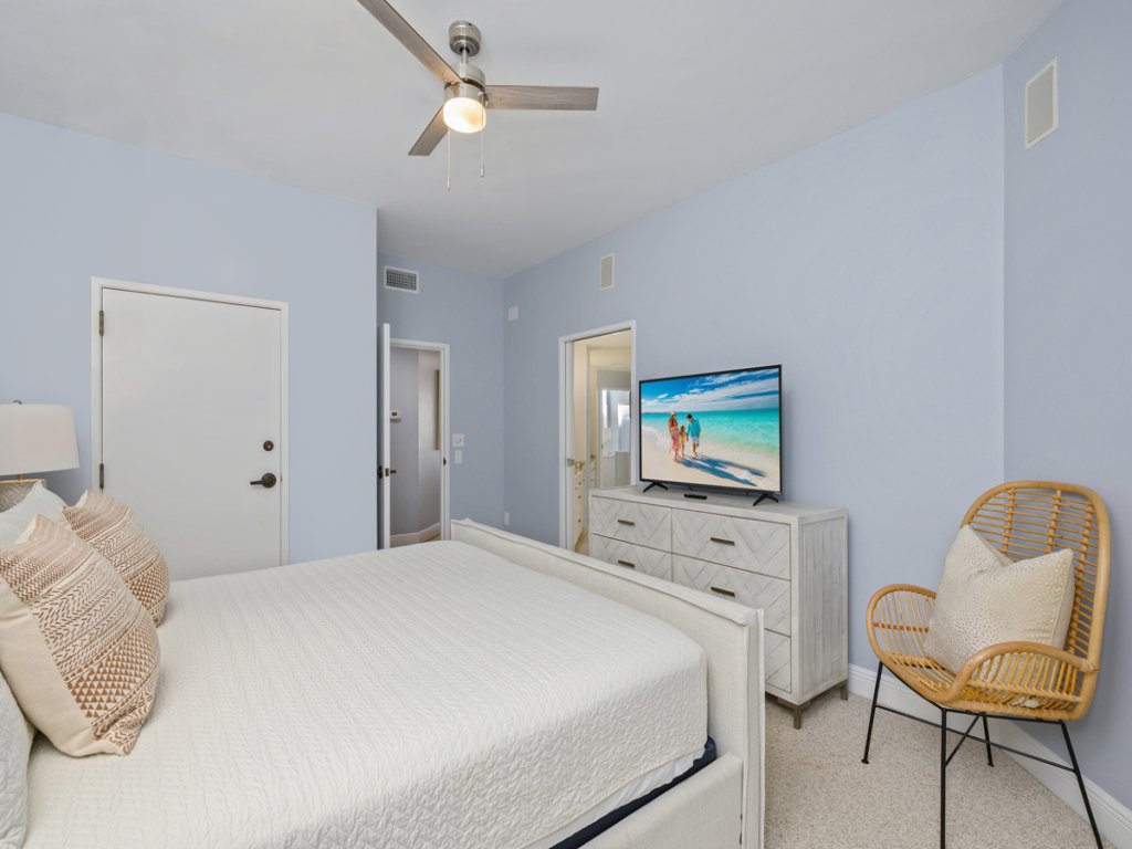 Tops'l 1111 Vacation Rental in Miramar Beach - RedAwning