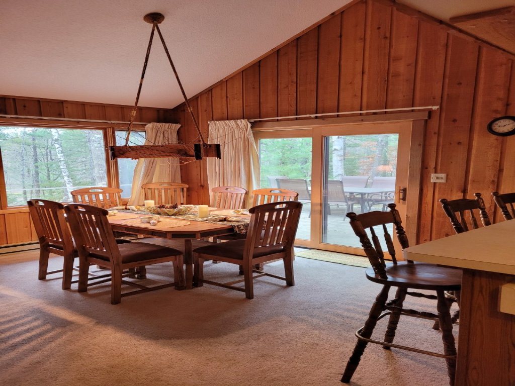 # 3 Cavalier Vacation Rental in Cable - RedAwning