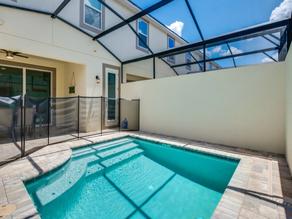 Orlando Newest  Resort Community Town Home Vacation Rental in Kissimmee - RedAwning