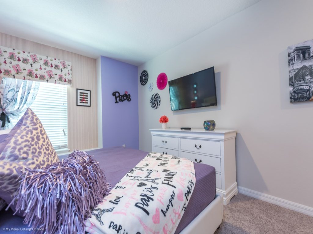 Orlando Newest  Resort Community Town Home Vacation Rental in Kissimmee - RedAwning
