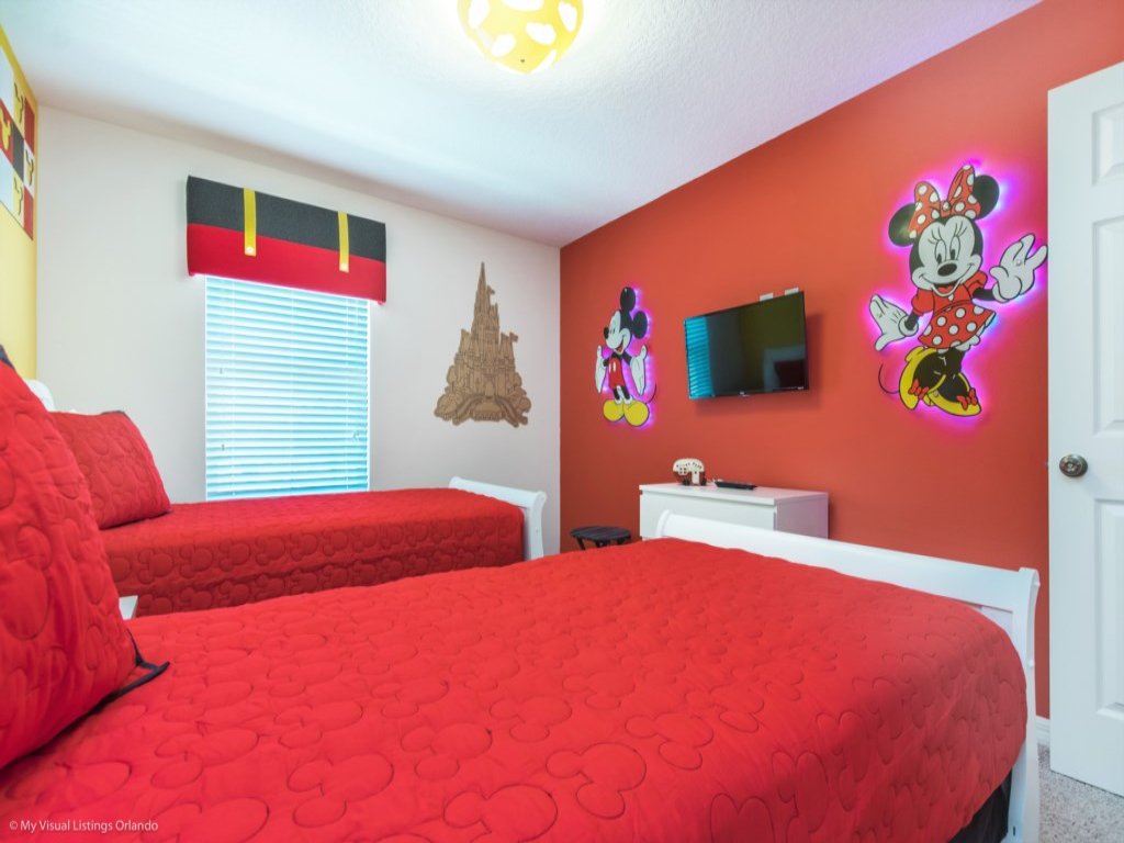 Orlando Newest  Resort Community Town Home Vacation Rental in Kissimmee - RedAwning