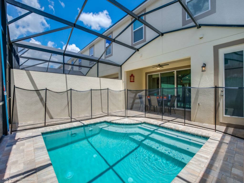 Orlando Newest  Resort Community Town Home Vacation Rental in Kissimmee - RedAwning