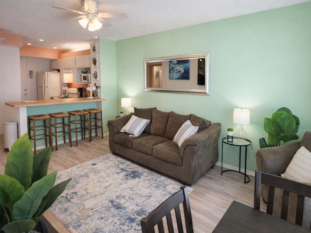 * BBQ Pits *Private Beach Access * Pool & Hot Tub Vacation Rental in South Padre Island - RedAwning