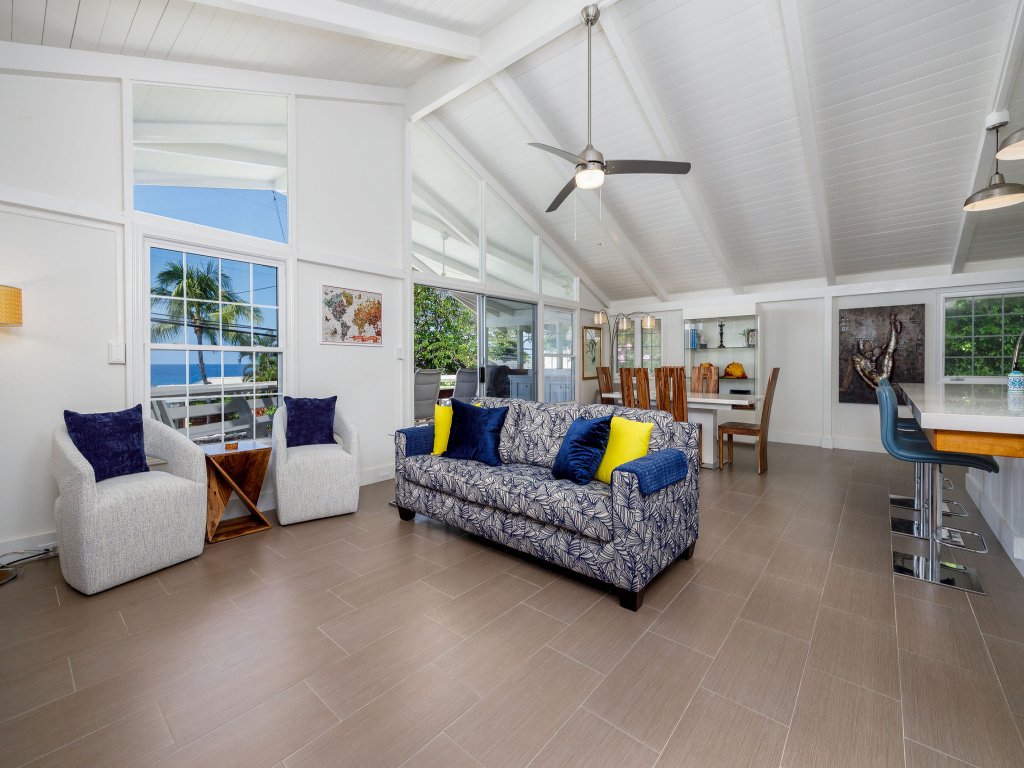 Endless Summer Hale Vacation Rental in Kailua Kona - RedAwning