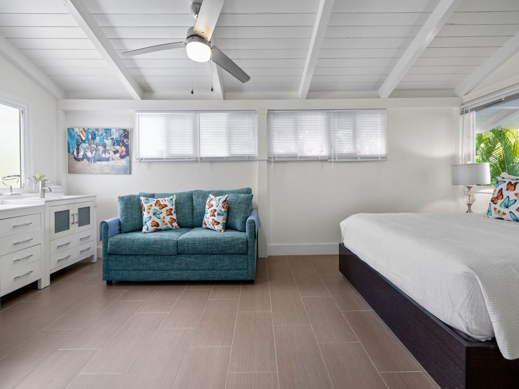 Endless Summer Hale Vacation Rental in Kailua Kona - RedAwning