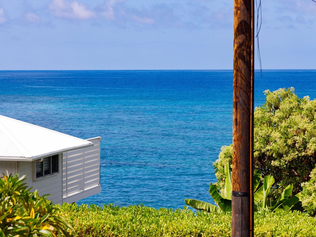 Endless Summer Hale Vacation Rental in Kailua Kona - RedAwning