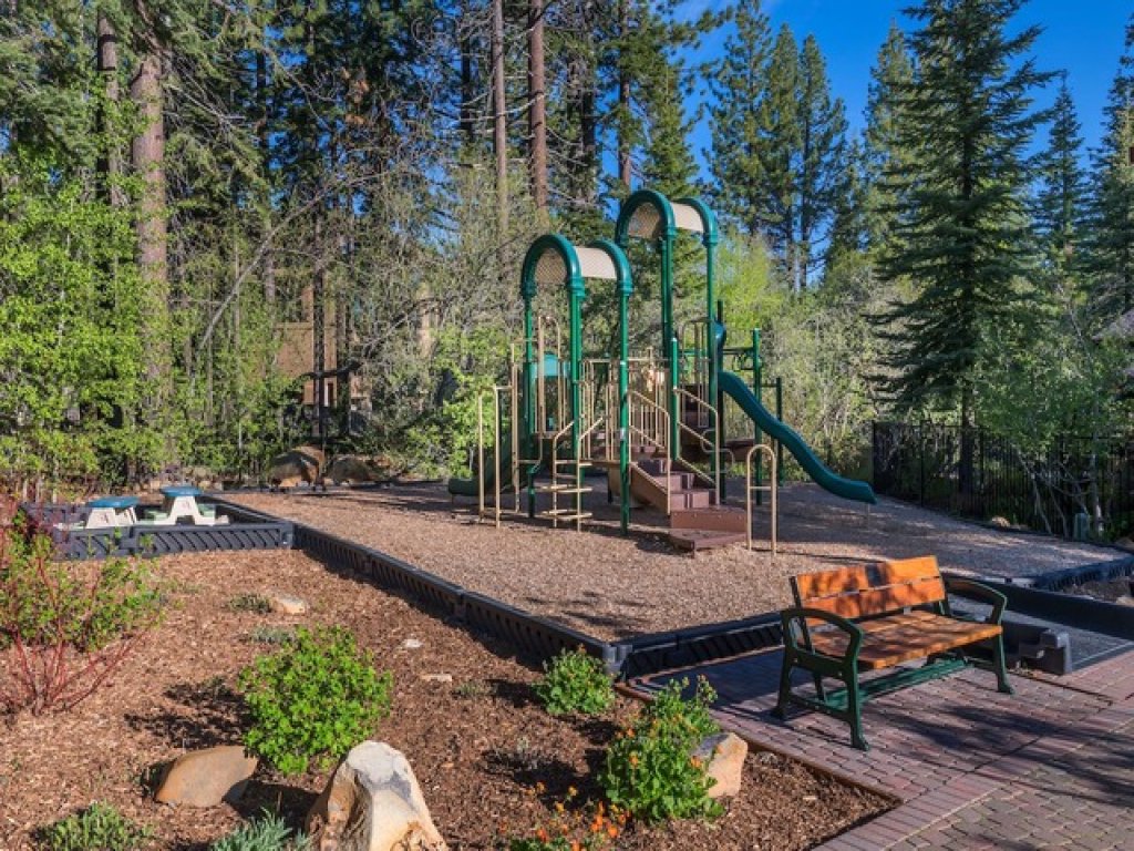Creekside at Northstar Vacation Rental in Truckee - RedAwning