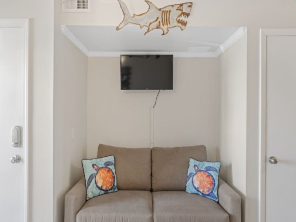 Life's a Beach - walk to everything in historic Carolina Beach! Vacation Rental in North Carolina - RedAwning