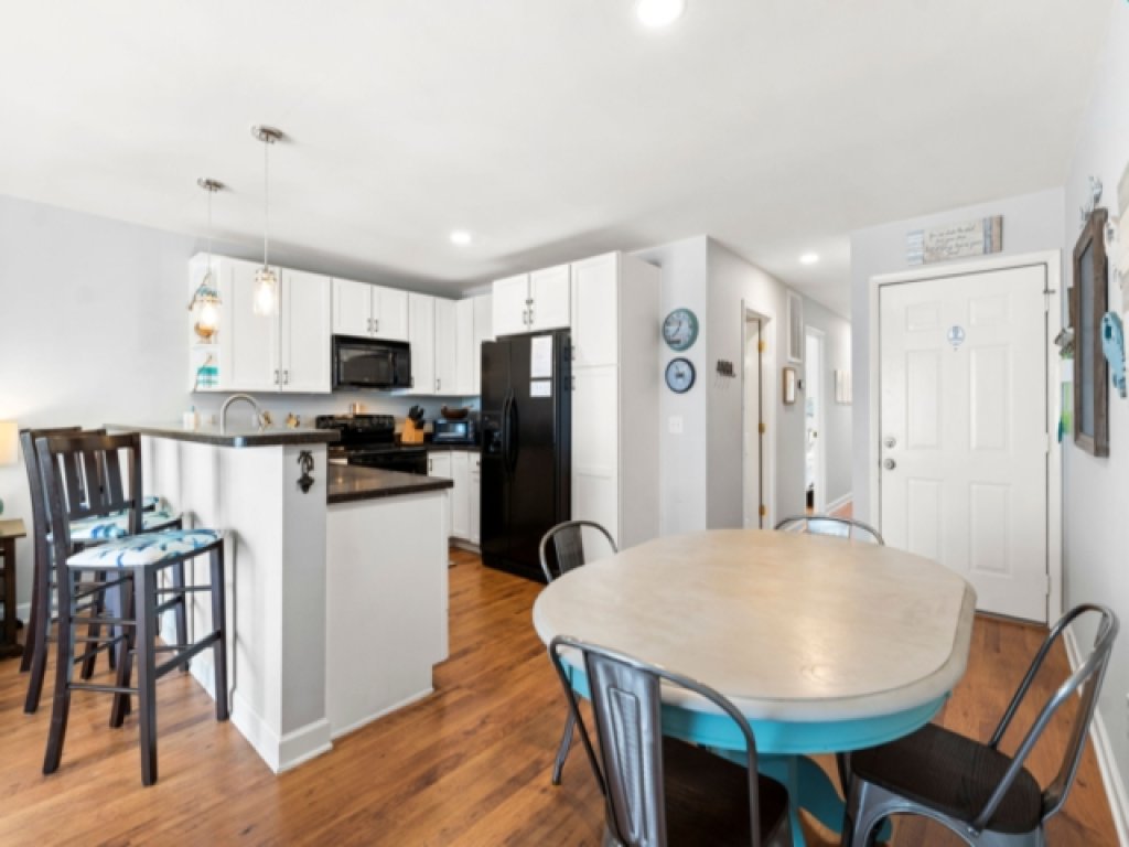 Laid Back By The Sea - Steps from the beach with amazing ocean views. Vacation Rental in North Carolina - RedAwning