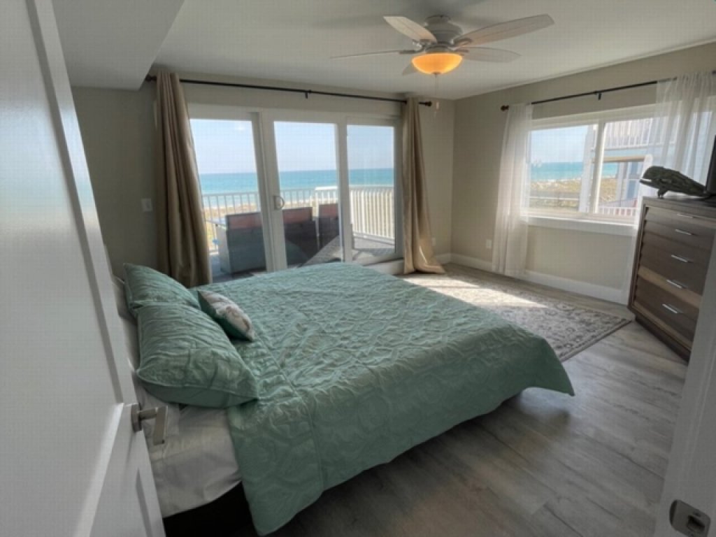 Carolina Beach Dreamin - light filled south side END unit.  Ocean views from most rooms!  Private beach access! Vacation Rental in North Carolina - RedAwning