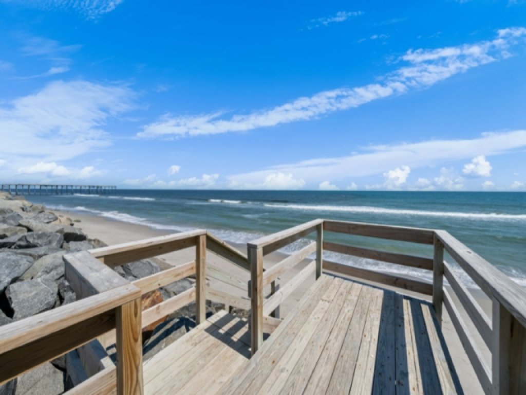 A Shore Thing 1 - OCEANFRONT and DOG FRIENDLY!  Private beach access! Vacation Rental in North Carolina - RedAwning