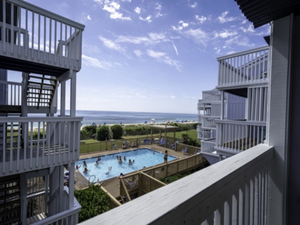 Pura Vida Pure Life - Expansive views of the ocean and wide sandy beach Vacation Rental in North Carolina - RedAwning