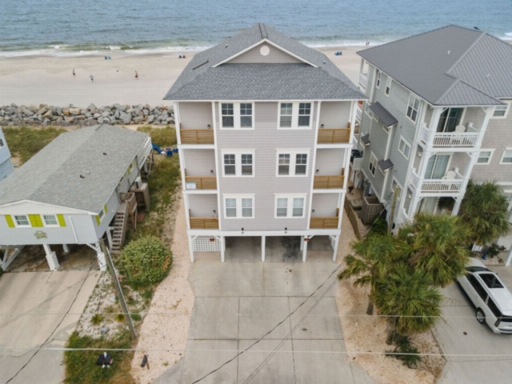A Shore Thing 2 - OCEANFRONT and PET FRIENDLY home - see the sunrise, hear the waves, feel the breeze - large oceanfront balcony Vacation Rental in North Carolina - RedAwning