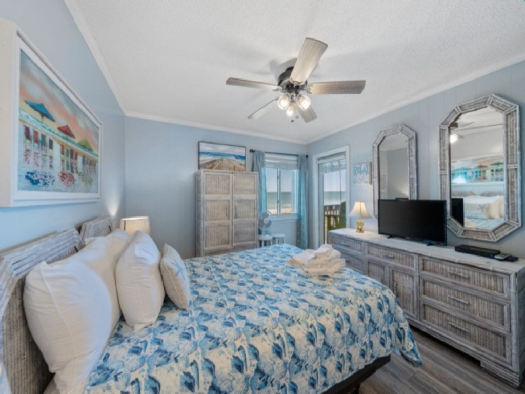 Vitamin Sea - Third floor OCEANFRONT!  Take a break and soak up some Vitamin Sea! Vacation Rental in North Carolina - RedAwning
