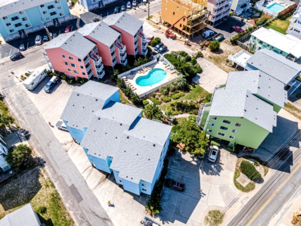 A18 Parrot Escape - OCEAN VIEW!  There is nothing quite like a Carolina sunrise viewed from your private oceanfront deck Vacation Rental in North Carolina - RedAwning