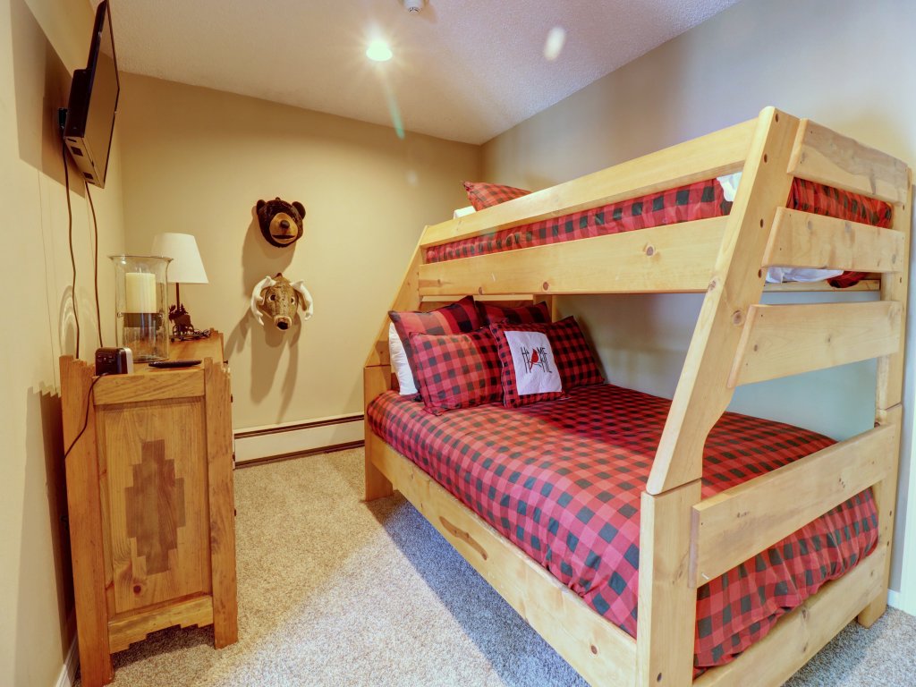 Ski-In Ski-Out Center Village Condo Indoor Parking - CM216 Vacation Rental in Copper Mountain - RedAwning