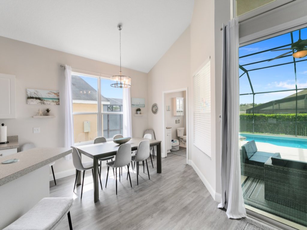 Amazing 6 Bed Disney Dream Getaway in Windsor Palm Vacation Rental in Kissimmee - RedAwning