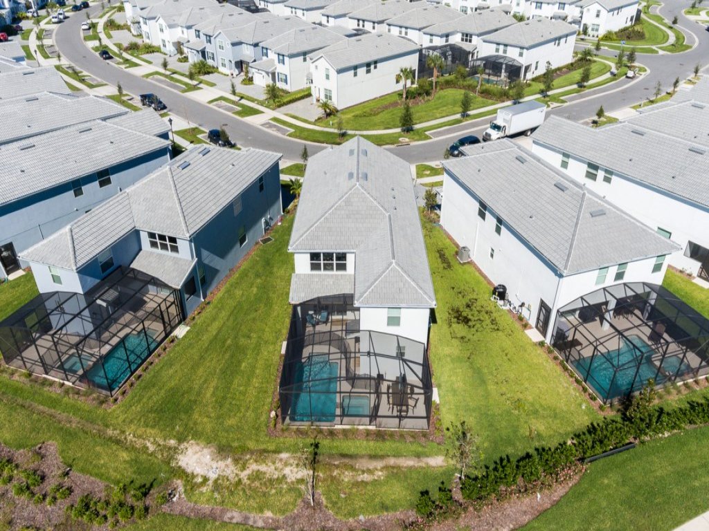 Five bedroom home is ideal for an elegant vacation Vacation Rental in Kissimmee - RedAwning