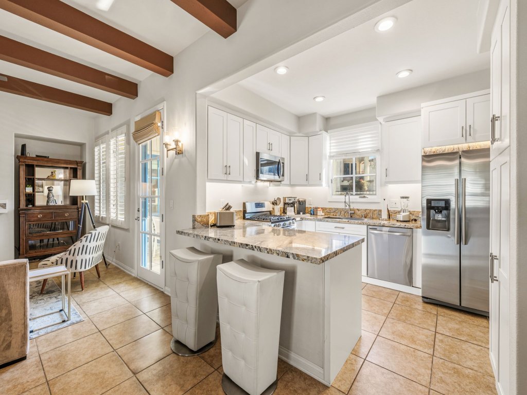 (L44) Newly Renovated! Luxury 2-Story Spanish Townhome, Poolside Vacation Rental in La Quinta - RedAwning