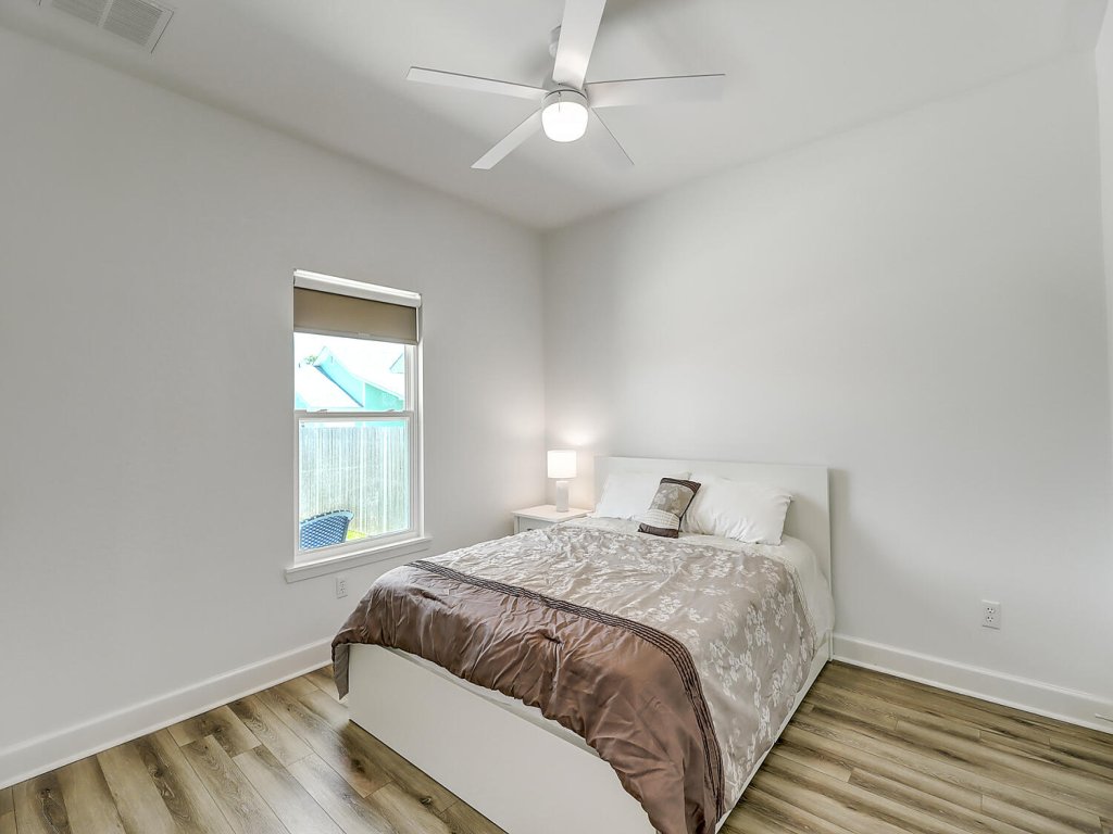Blue Wave Vacation Rental in Rockport - RedAwning