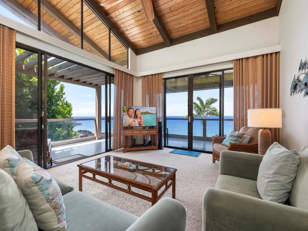 Keauhou Kona Surf & Racquet Club#2-304 Vacation Rental in Kailua Kona - RedAwning