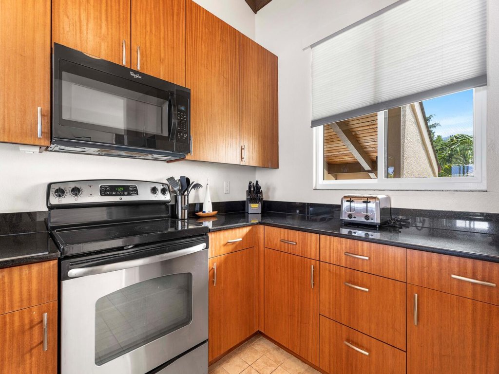 Keauhou Kona Surf & Racquet Club#2-304 Vacation Rental in Kailua Kona - RedAwning