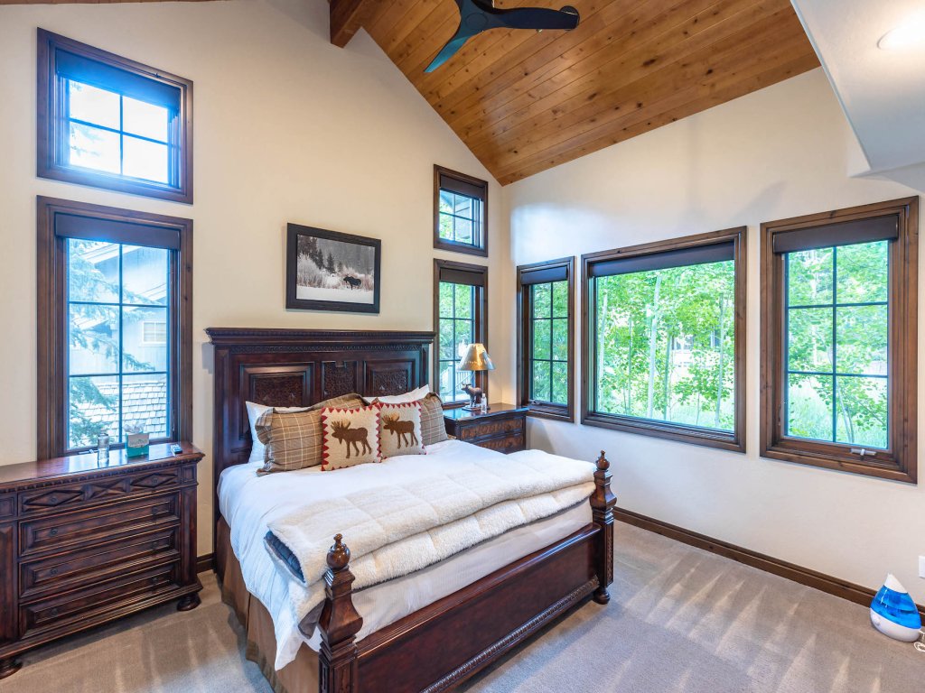 Bellemont Home - Luxury Homes by Stein Collection Vacation Rental in Park City - RedAwning