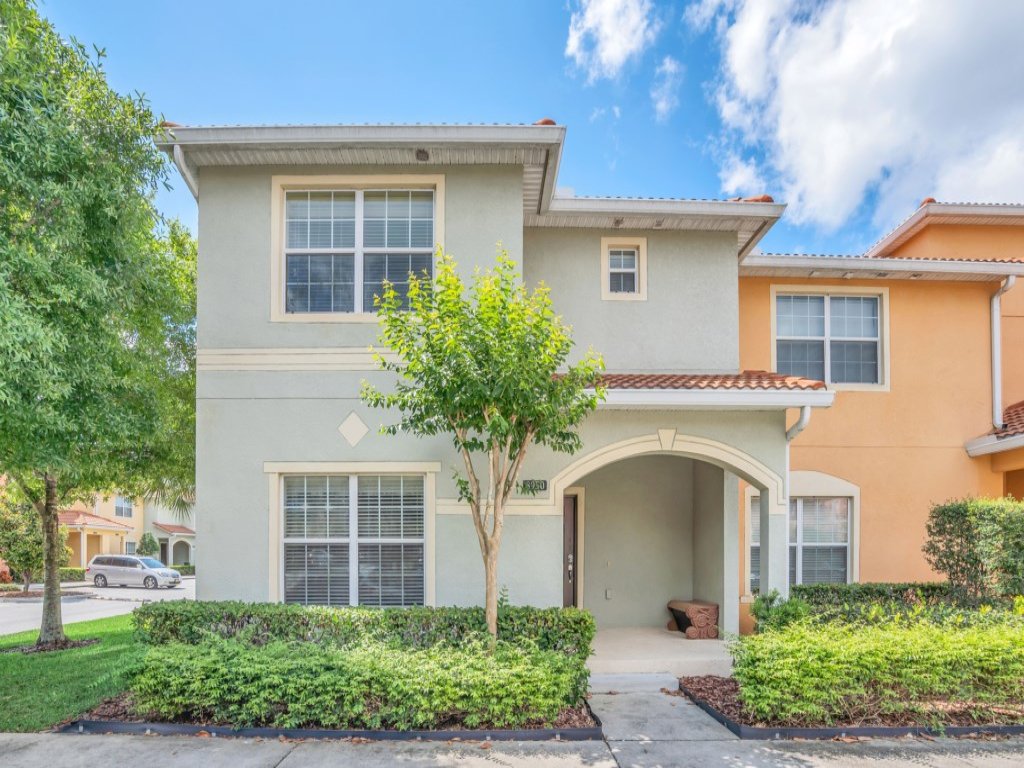 5 Bed 4 Bath Townhome With Private Pool! Vacation Rental in Kissimmee - RedAwning