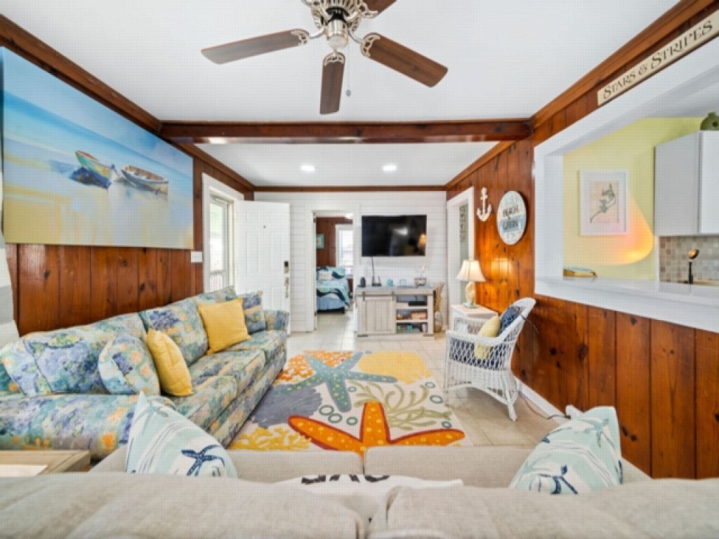 Beach Cabin - perfect for your family getaway! Pet Friendly! Vacation Rental in North Carolina - RedAwning