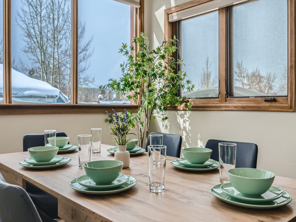The Powder Chalet Vacation Rental in Breckenridge - RedAwning