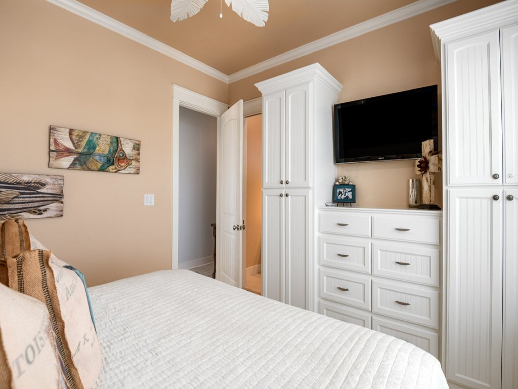 Sunrise, Sunburn, Sunset, Repeat Vacation Rental in Texas - RedAwning