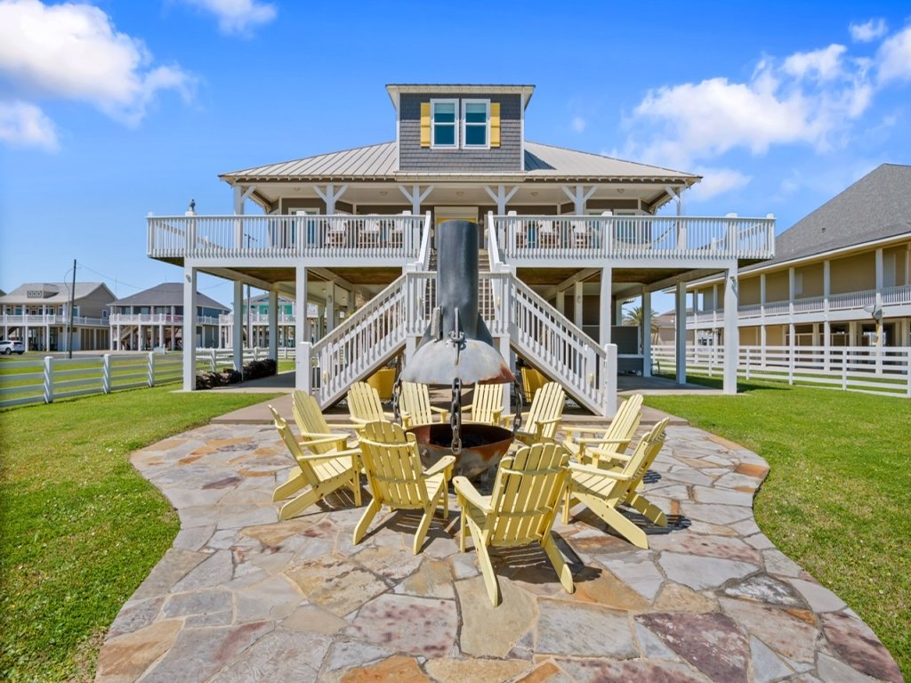 Sunrise, Sunburn, Sunset, Repeat Vacation Rental in Texas - RedAwning