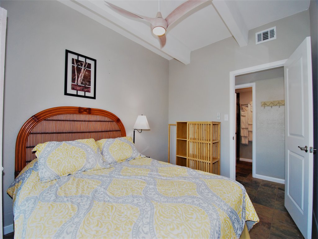Aquarius Condo unit 207 Vacation Rental in South Padre Island - RedAwning
