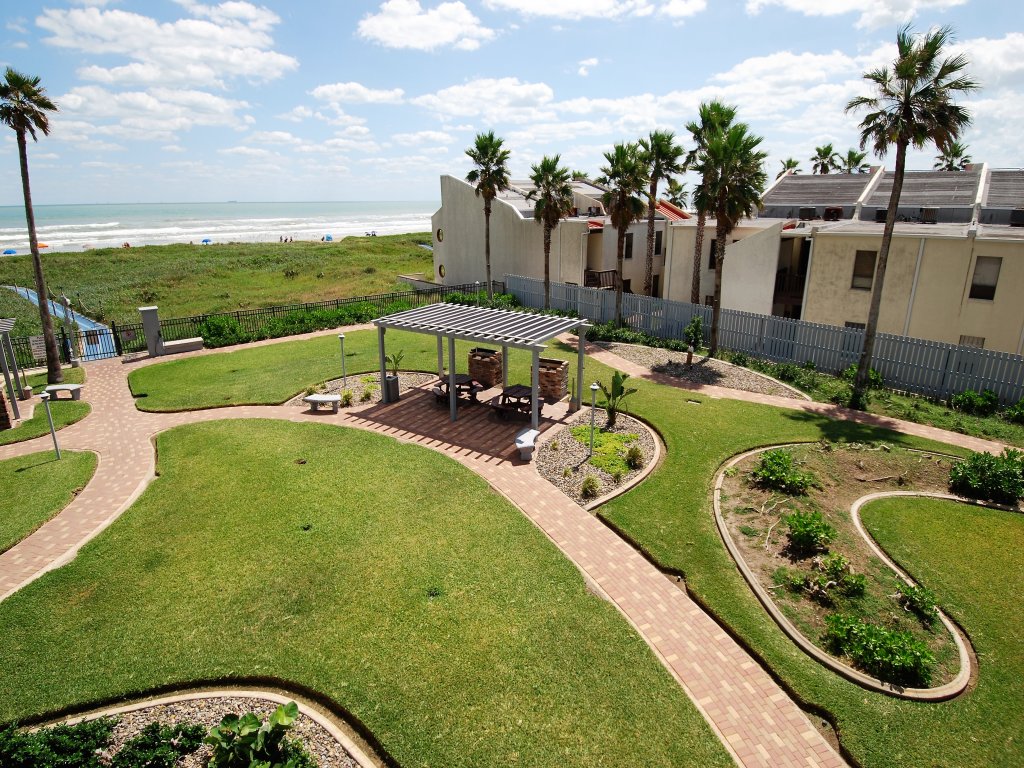 Aquarius Condo unit 207 Vacation Rental in South Padre Island - RedAwning