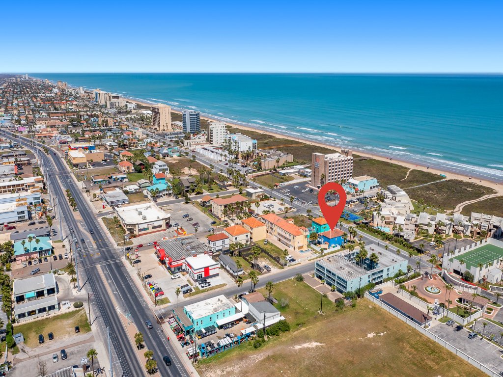 1401 Gulf Blvd Vacation Rental in South Padre Island - RedAwning