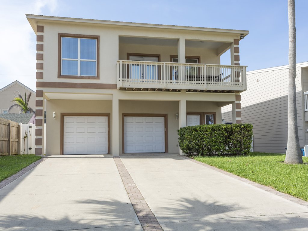 116 E. Huisache Vacation Rental in South Padre Island - RedAwning