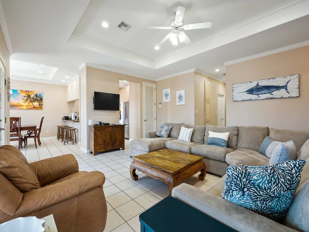 116 E. Huisache Vacation Rental in South Padre Island - RedAwning