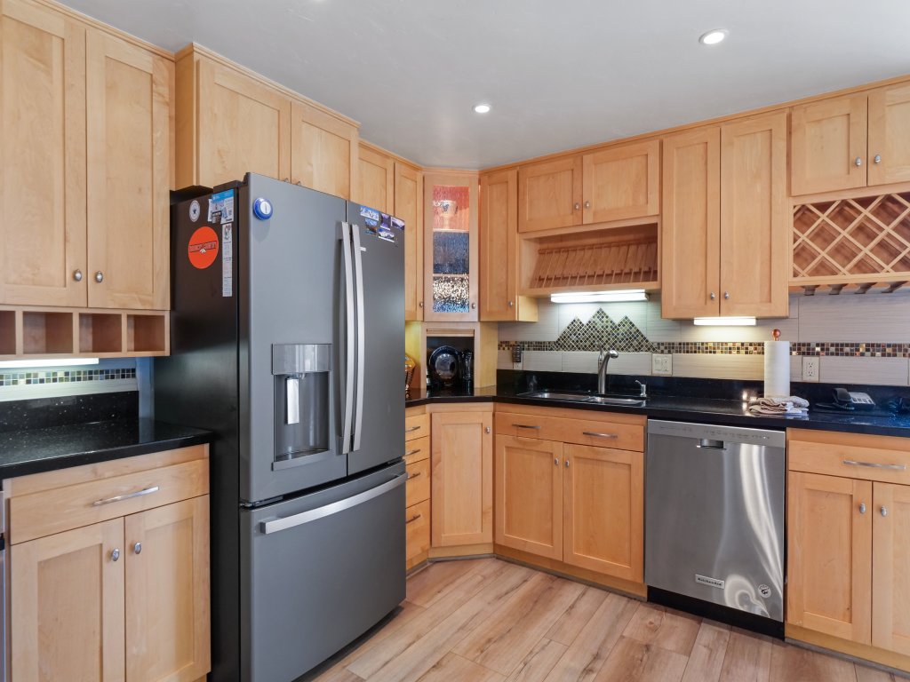 Bridge End 3 Bedroom Condo #302 Vacation Rental in Copper Mountain - RedAwning