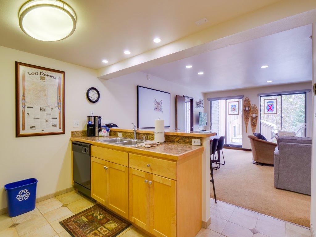 Copper Mountain Inn 3 Bedroom Condo #221/225/229 Vacation Rental in Copper Mountain - RedAwning