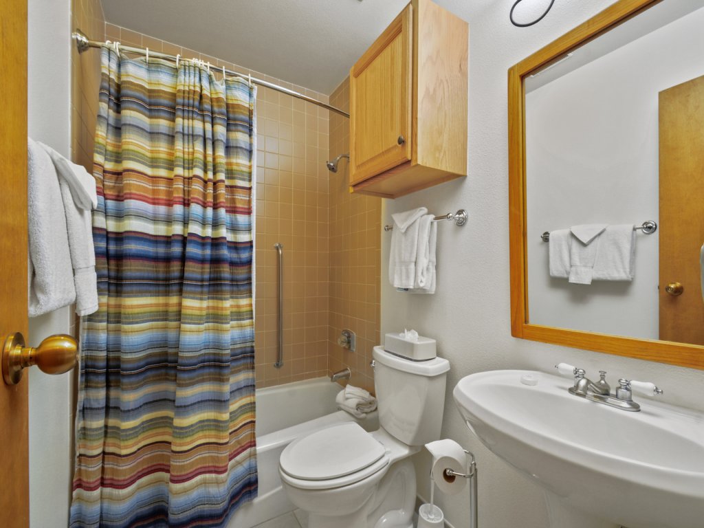 Village Square 1 Bedroom Condo #463 Vacation Rental in Copper Mountain - RedAwning