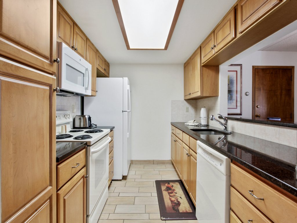 Village Square 1 Bedroom Condo #338/340 Vacation Rental in Copper Mountain - RedAwning