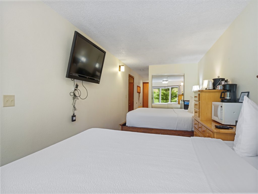 Foxpine 2 Bedroom Condo #206/208/210 Vacation Rental in Copper Mountain - RedAwning