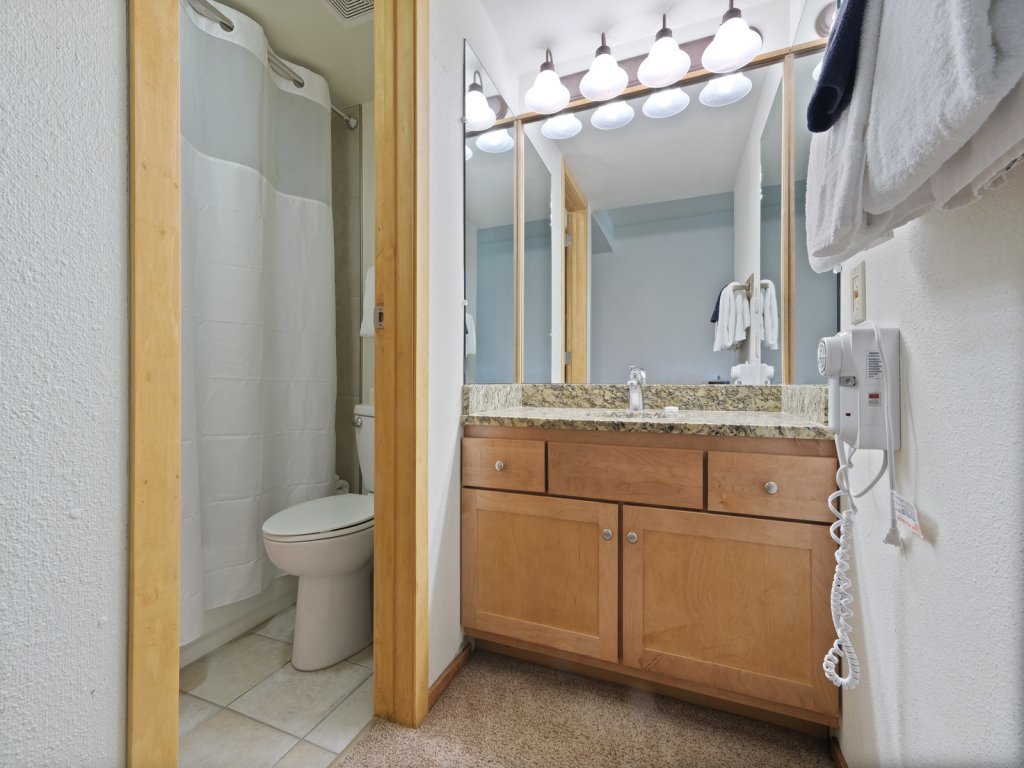 Village Square 2 Bedroom Condo #432/434 Vacation Rental in Copper Mountain - RedAwning