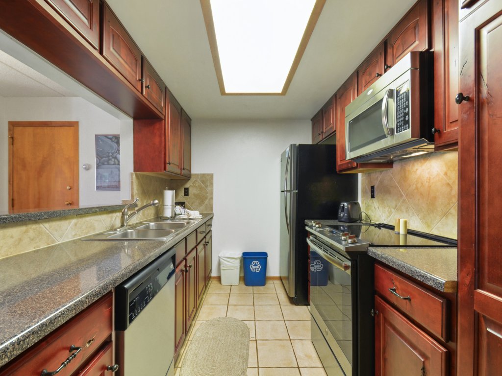 Village Square 1 Bedroom Condo #241/243 Vacation Rental in Copper Mountain - RedAwning