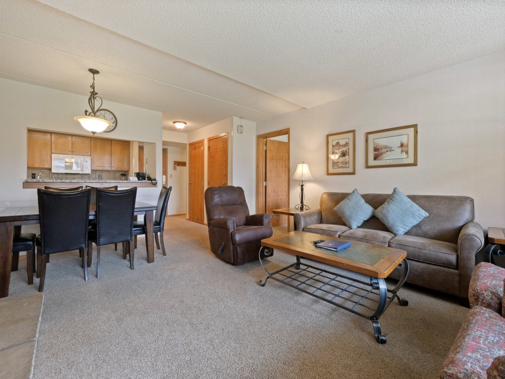 Village Square 1 Bedroom Condo #432 Vacation Rental in Copper Mountain - RedAwning