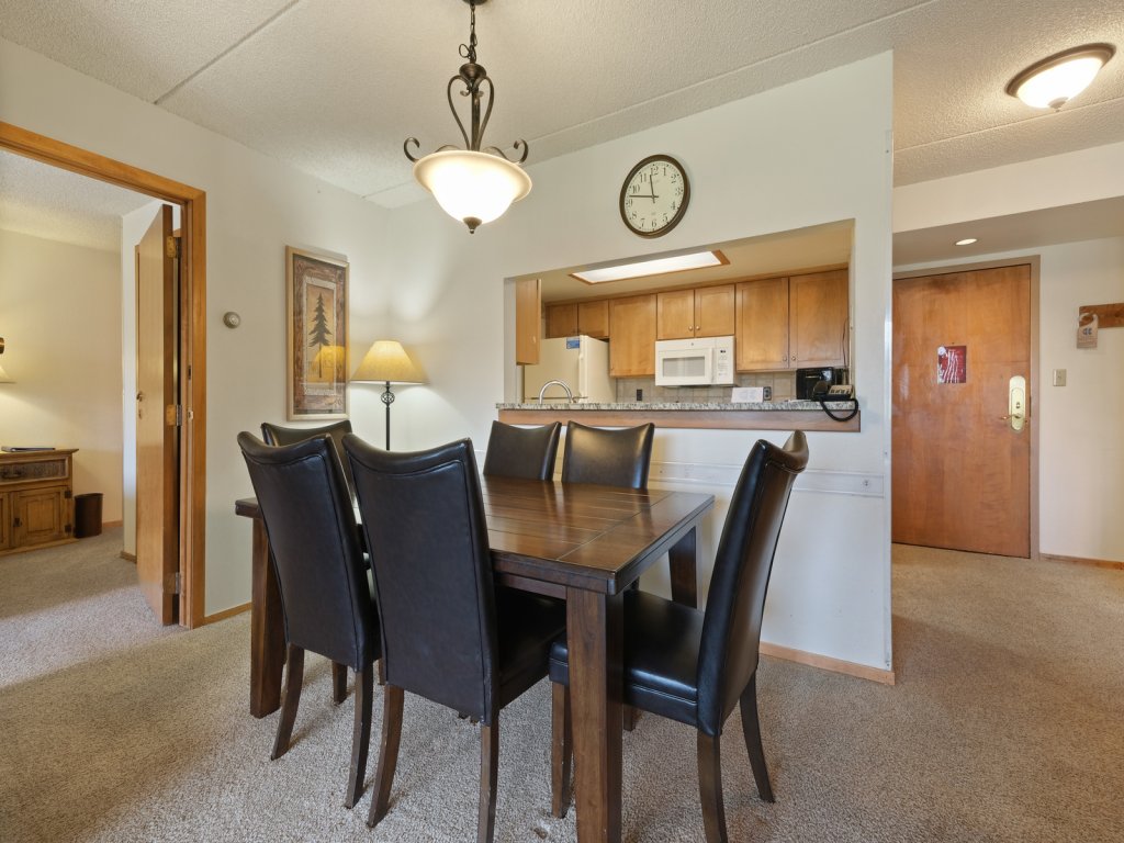 Village Square 1 Bedroom Condo #432 Vacation Rental in Copper Mountain - RedAwning